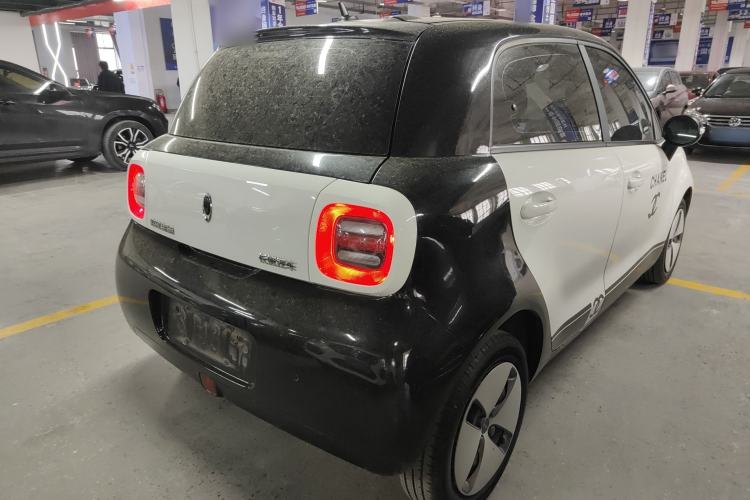 Used ORA Black Cat 2021 301 km Basic Version
