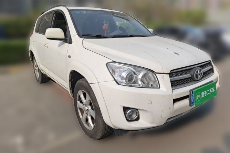 Used Toyota RAV4 2011 2.4L Automatic 4x4 Supreme Navigation Edition