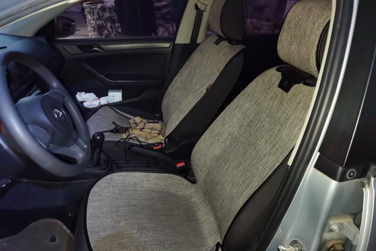 Used Volkswagen Jetta 2015 Zhuihui Edition 1.4L Manual Fashion Model