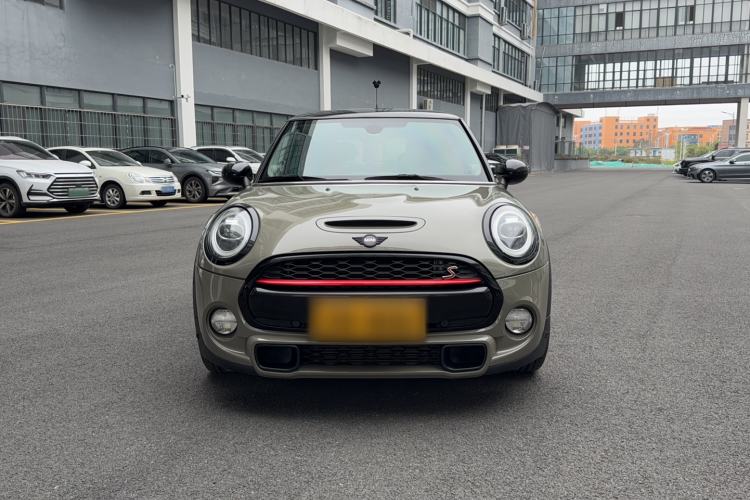 Used MINI 2019 2.0T COOPER S Artist