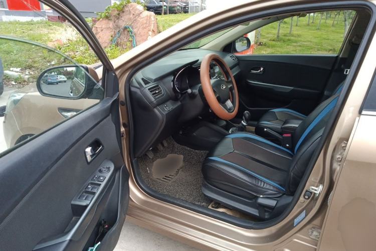 Used Kia K2 2012 Sedan 1.4L MT GLS Commemorative Edition