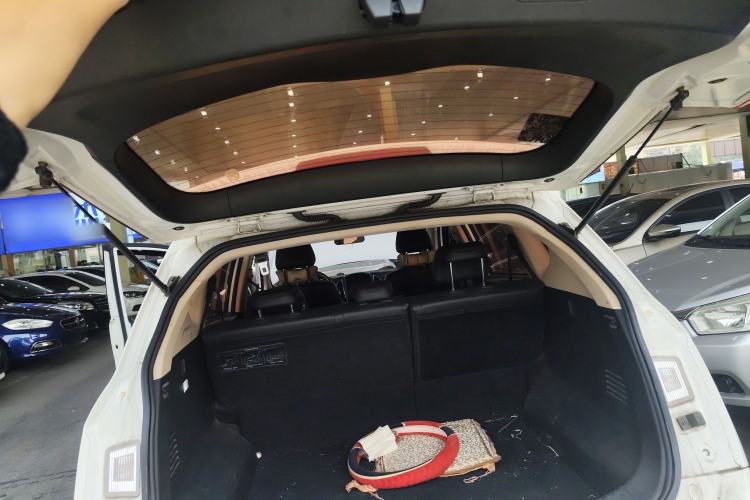 Used Baojun 560 2015 1.8L manual luxury version