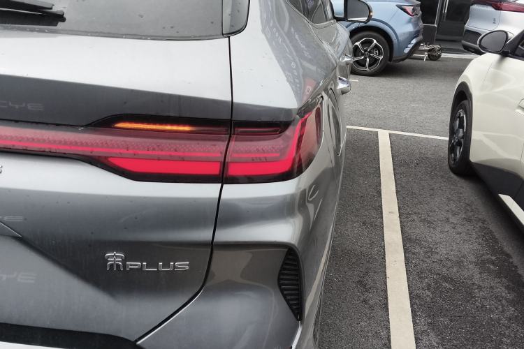 Used BYD Song PLUS New Energy 2024 HONOR Edition DM-i 110km Flagship Model