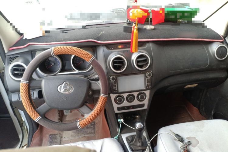 Used CHANGAN KAICHENG Ounuo S 2014 1.5L Base Version Center Console