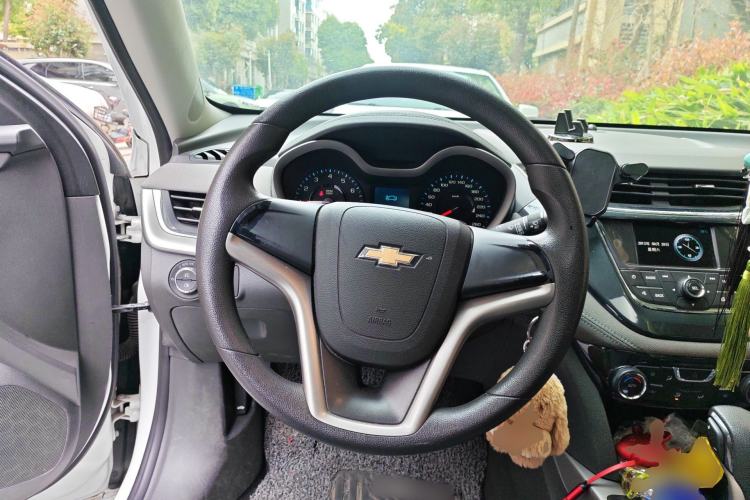 Used Chevrolet Malibu 2016 1.6T Automatic Comfort Edition Steering Wheel