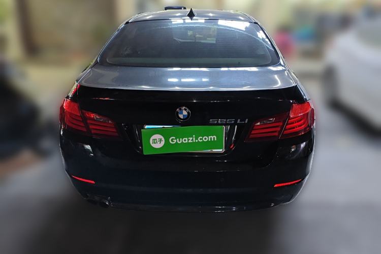 Used BMW 5 Series 2013 525Li Leading Model
