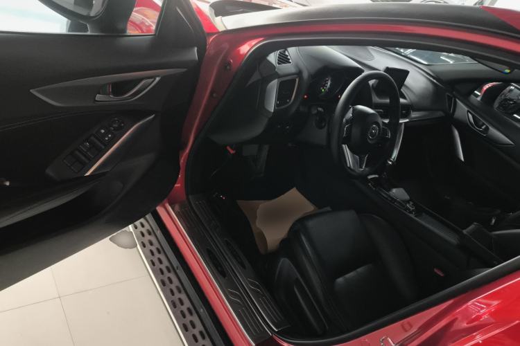 Used Mazda CX-4 2016 2.5L Automatic 4x4 Sky Blue Passion Edition
