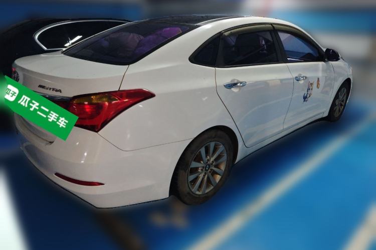 Used Hyundai Mistra 2014 1.8L Automatic Smart GLS
