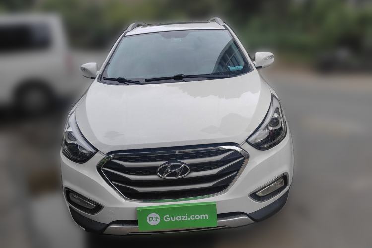 Used Hyundai ix35 2015 2.0L Automatic 2WD Smart Type China IV