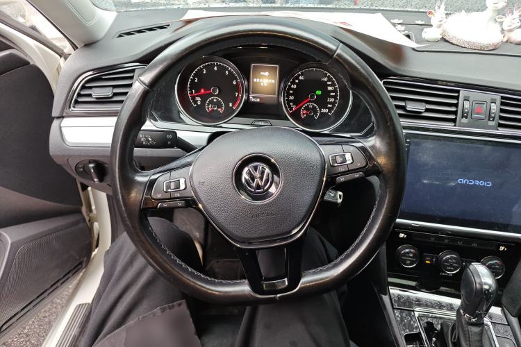 Used Volkswagen Lamando 2017 280TSI DSG Comfort Edition
