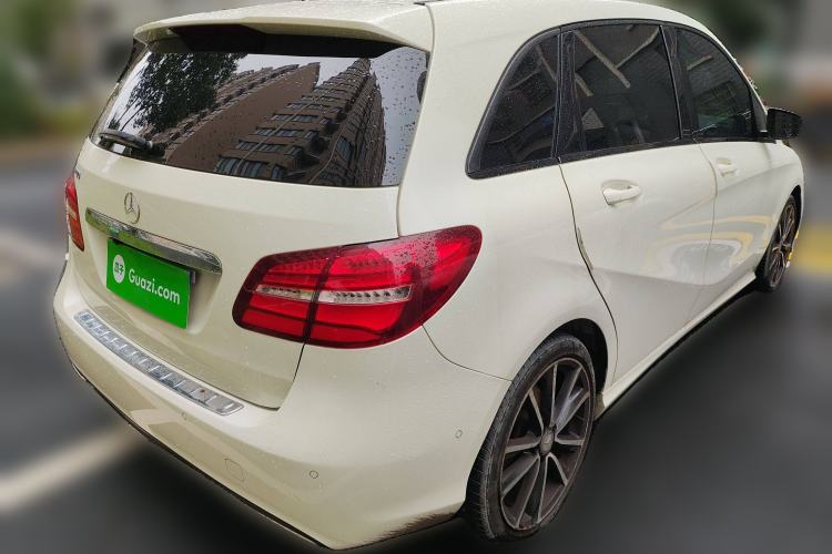 Used Mercedes-Benz B-Class 2015 B 200 Luxury Model