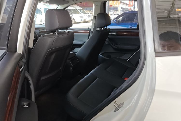 Used BMW X3 2016 sDrive20i
