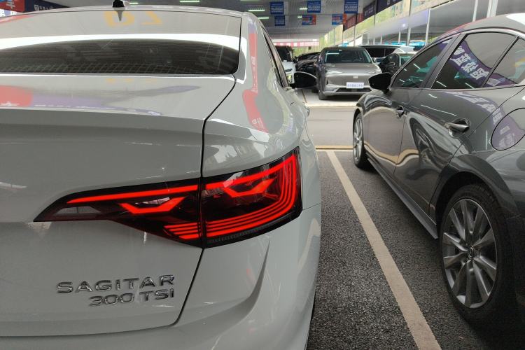 Used Volkswagen Sagitar 2023 300TSI DSG Excellence Edition Right Rear Taillight