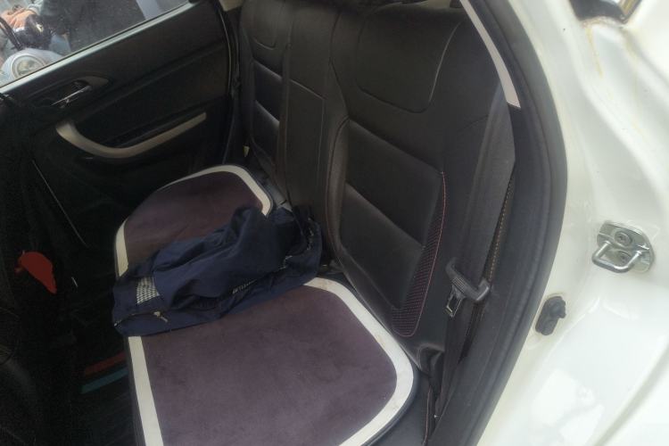 Used CHANGAN CS35 2015 1.6L Automatic Prestige Model China IV Standard
