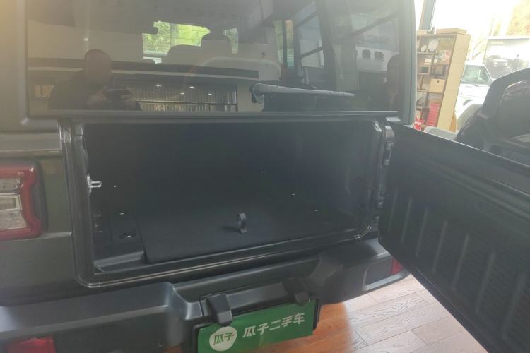 Used Jeep Wrangler 2024 2.0T Sahara Four-Door Edition
