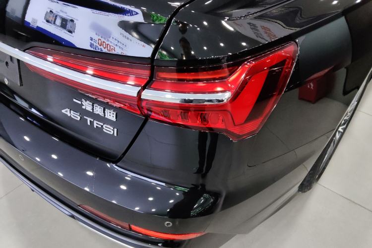 Used Audi A6L 2022 45 TFSI Prestige Dynamic Edition Right Rear Taillight