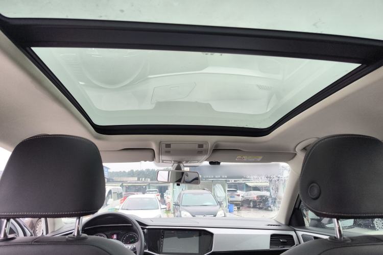 Used Volkswagen Tayron 2019 330TSI Two-Wheel Drive Luxury Model China VI Standard
