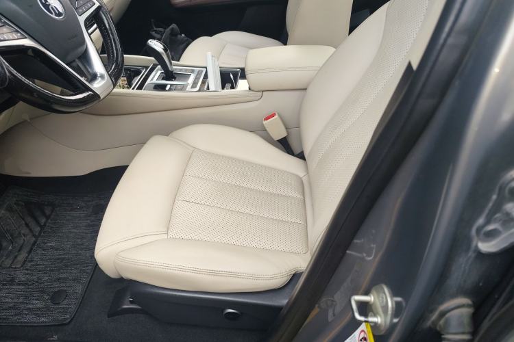 Used BYD Song MAX New Energy 2019 DM 1.5T Smart Connect Enjoyment Model 6-Seater China V Standard