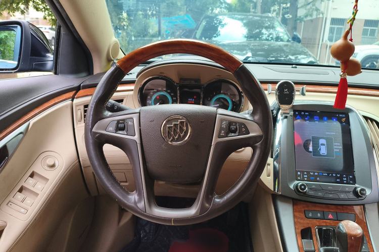 Used Buick LaCrosse 2010 2.4L Luxury Edition
