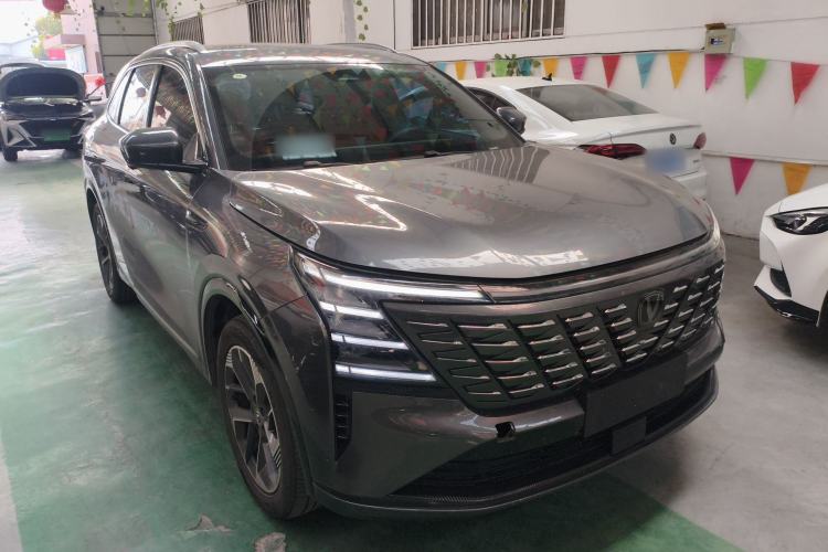 Used CHANGAN CS75 PLUS 2025 4th Generation 1.5T New Blue Whale Smart Luxury Edition Front Right 45 Deg