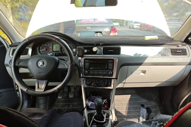 Used Skoda Rapid 2015 1.4L Manual Enjoyment Model