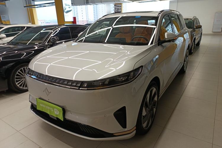 Used Dongfeng eπ eπ008 2025 210 Ultra Range-Extended Version 5 Seats