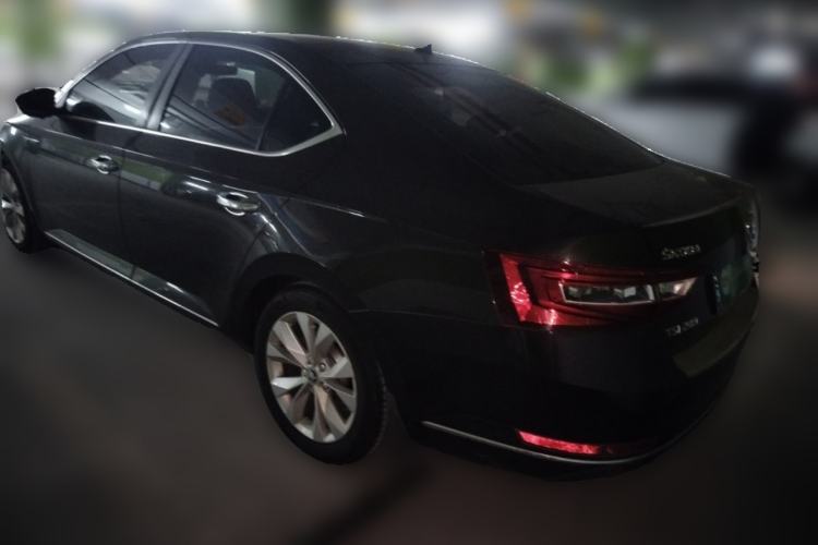 Used Skoda Superb 2016 TSI280 DSG Smart Drive Edition Rear Left 45 Deg