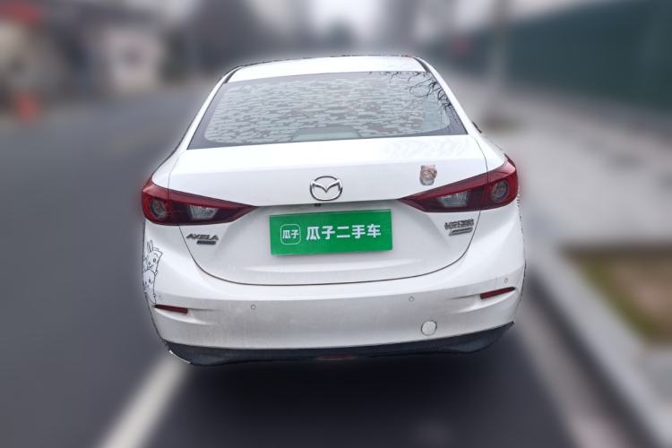 Used Mazda Mazda 3 Axela 2014 Sedan 1.5L Automatic Luxury Model
