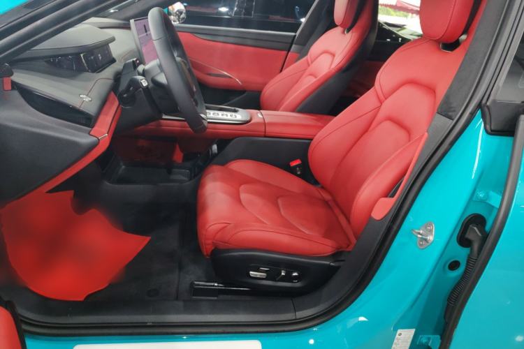 Used Xiaomi Auto SU7 2024 Four-Wheel Drive Ultra-Long Range Advanced Intelligent Driving Max Edition Left Front Seat