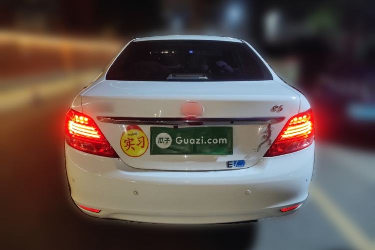 Used BYD e5 2016 300 Luxury Edition Rear