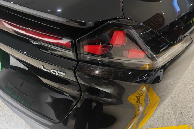 Used Deepal L07 2025 530 Ultra Qiankun Intelligent Driving ADS SE Pure Electric Version
