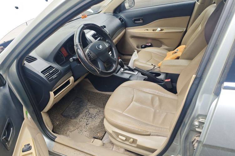 Used Bestune B50 2012 1.6L automatic 3G version
