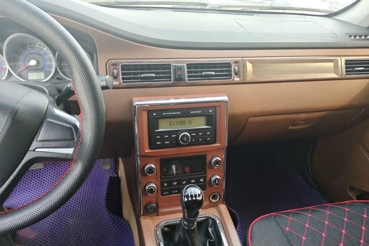 Used JDMC T5 2018 2.8T Two-Wheel-Drive Comfort Version Standard Wheelbase JE493ZLQ5D
