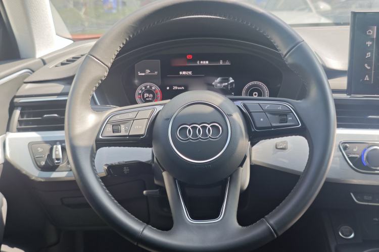 Used Audi A4L 2020 40 TFSI Luxury Dynamic Model Interior 2