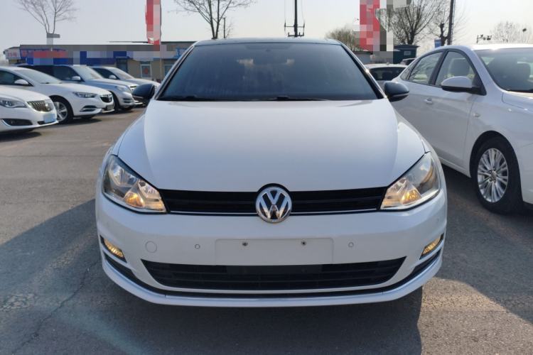 Used Volkswagen Golf 2017 1.6L Automatic Comfort Million-Vehicle Anniversary Edition