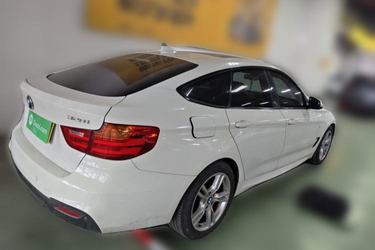 Used BMW 3 Series GT 2016 320i Design Package Edition Rear Right 45 Deg