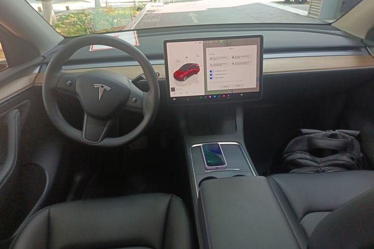 Used Tesla Model Y 2022 Rear-Wheel-Drive Version
