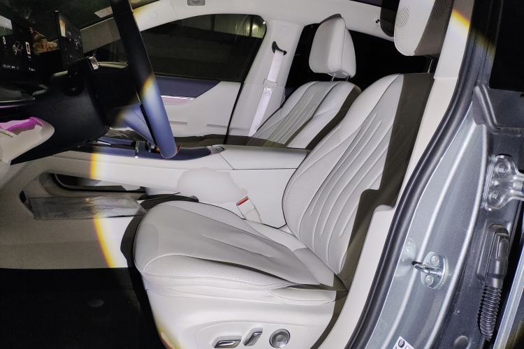 Used Buick L7 2025 Model Luxury Edition