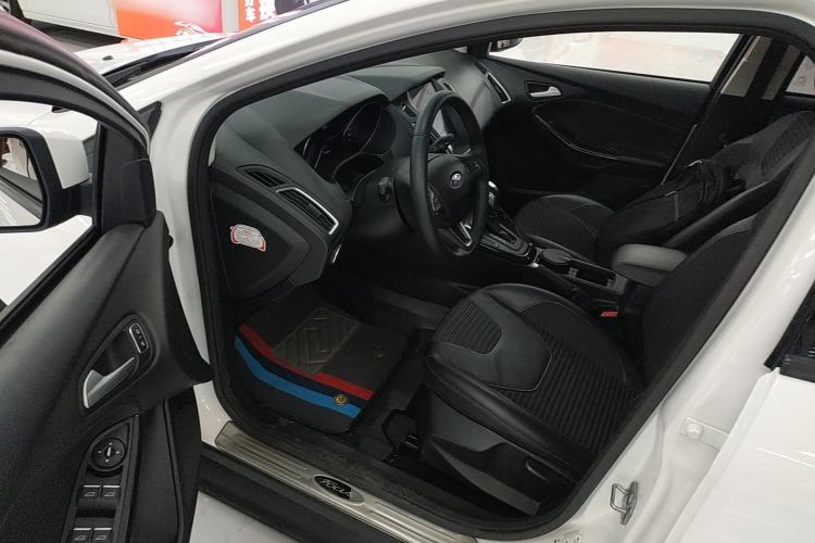 Used Ford Focus 2015 Sedan 1.6L Automatic Trend Model