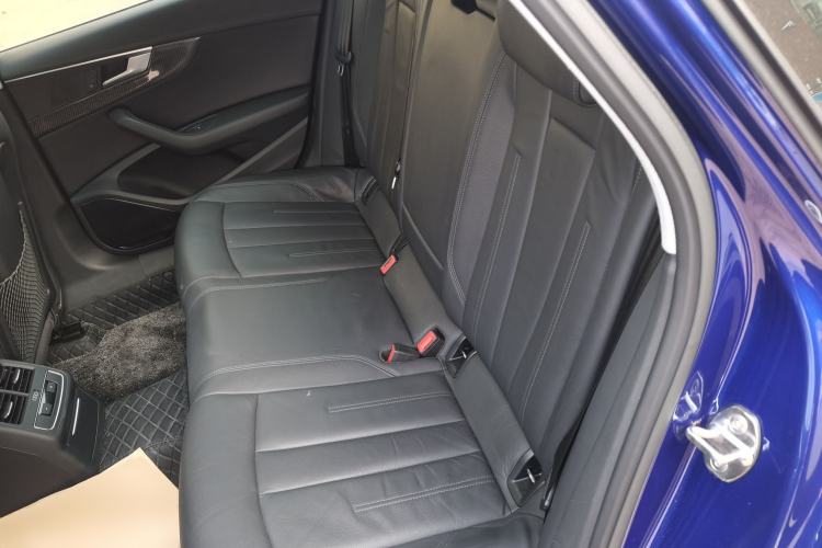 Used Audi A4L 2019 40 TFSI Fashion Version China V Left Rear Seat