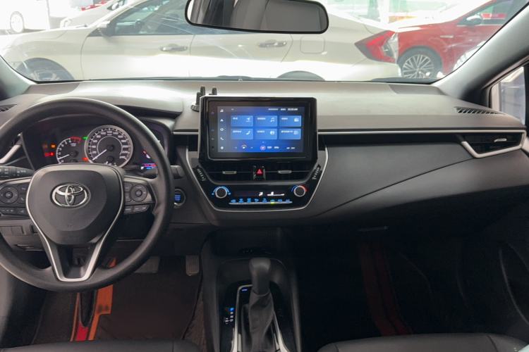 Used Toyota Levin 2023 185T CVT Luxury Edition Interior 4