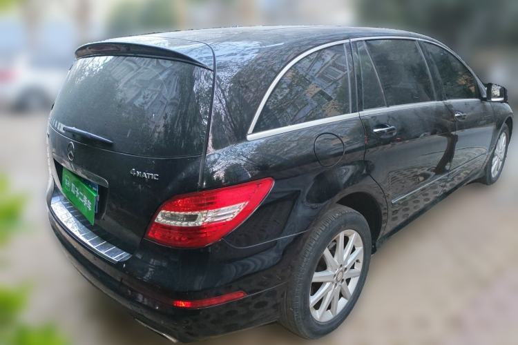 Used Mercedes-Benz R-Class 2010 R 500 L 4MATIC Grand Edition
