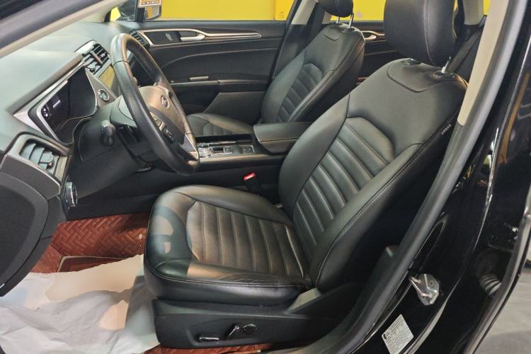 Used Ford Mondeo 2018 EcoBoost 180 Luxury Model
