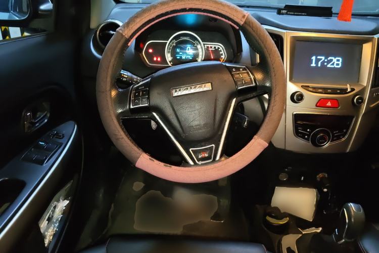 Used Haval H1 2016 Red-Label 1.5L AMT Luxury Model
