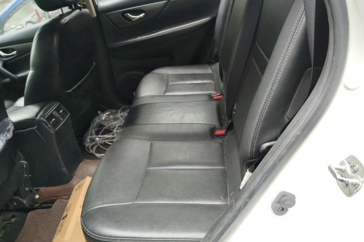 Used Nissan X-Trail 2014 2.0L CVT Comfort Edition 2WD Left Rear Seat