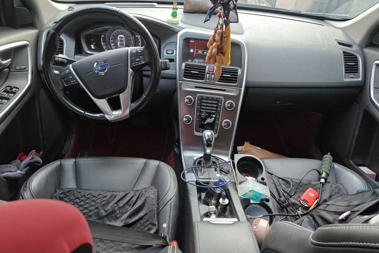 Used Volvo XC60 2015 T5 AWD Zhiyuan Edition
