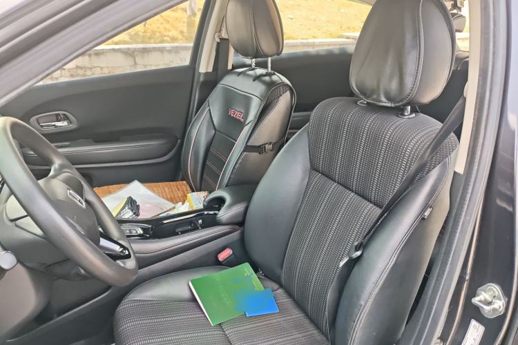 Used Honda Vezel 2016 1.8L CVT Front-Wheel Drive Pioneer Edition
