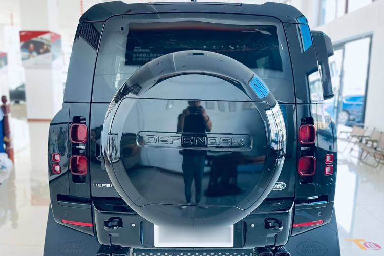 Used Land Rover Defender 2024 110 3.0T P400 X-DYNAMIC HSE