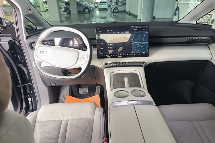 Used XPeng X9 2024 702 Ultra-Long Range Max