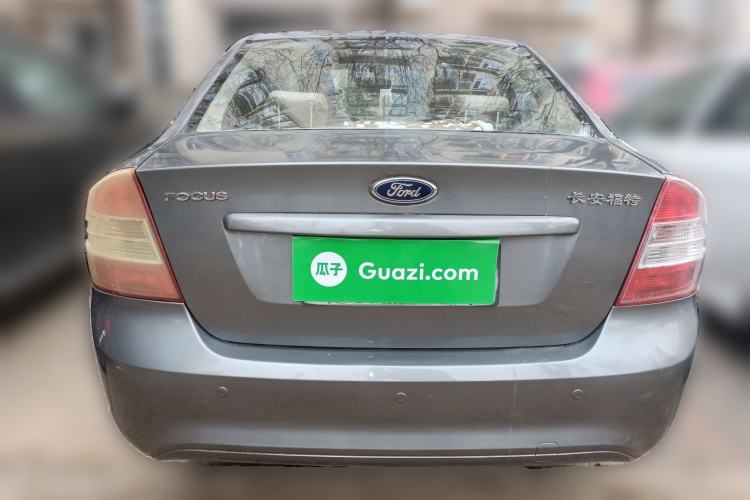 Used Ford Focus 2011 Sedan 1.8L Automatic Fashion Edition
